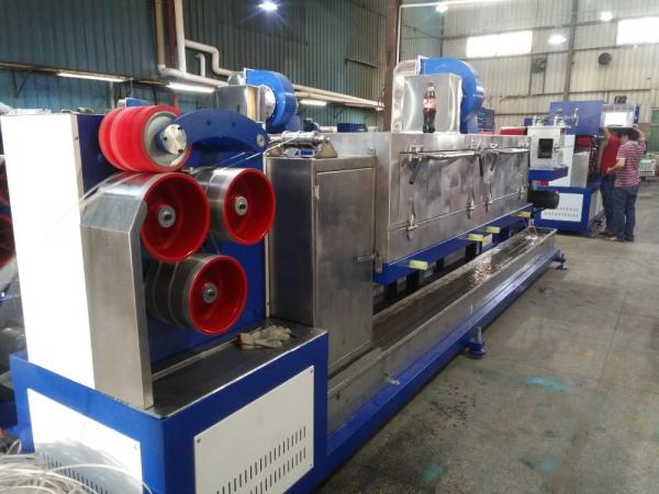 Machine à fabriquer des bandes d'emballage en plastique de 5 mm