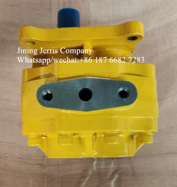 Shantui SD16 Bulldozer Transmission Pump 16Y-75-24000