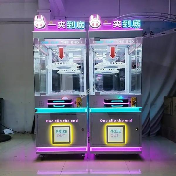 750*850*1850mm Space Clip Gift Game Machine para crianças de 3 anos de idade Divertimento interativo