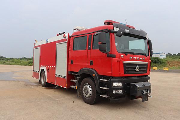 Camion de pompiers à mousse à air comprimé SINOTRUCK 7,6 mètres cubes Hauteur de tir 60 m Vitesse 100 km/h Capacité 2+4 personnes Débit 50 L/s