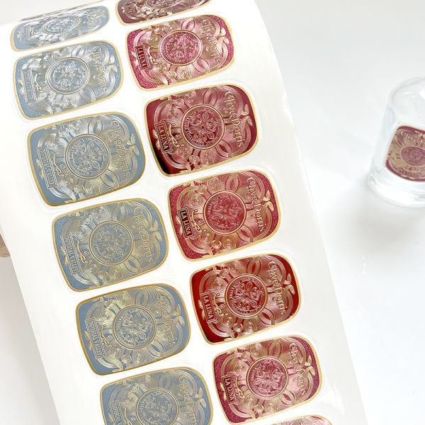 Custom Embossed Hologram Logo Design Gold Stamping Sticker 50ml Fragance Candle Sticker Perfume Bottle Label Sticker 3d 2025