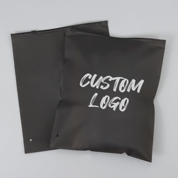 Zhihe High Quality Black Matte Ziplock Resealable PE Plastic Bag Self-Sealing Clothing & Shoes Packaging Bag for Business Socks