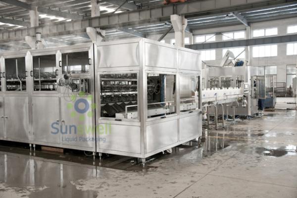 Pur 5 gallons d'eau 3-en-1 remplissage monobloc de rinçage, remplissage et capsulage machine
