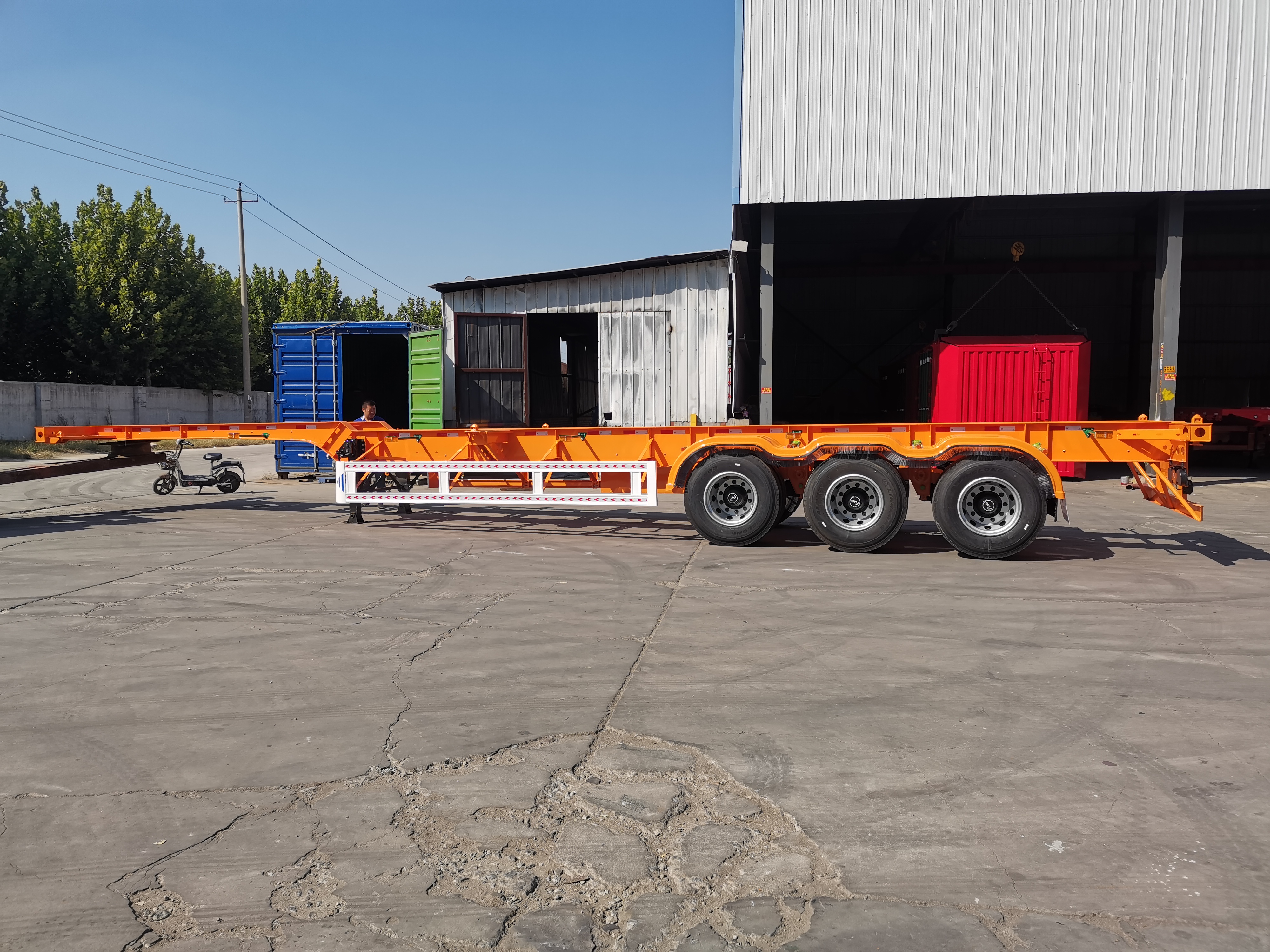 Truck trailer 60 tons 2 container chassis skeleton semi trailer with mechanical suspension
