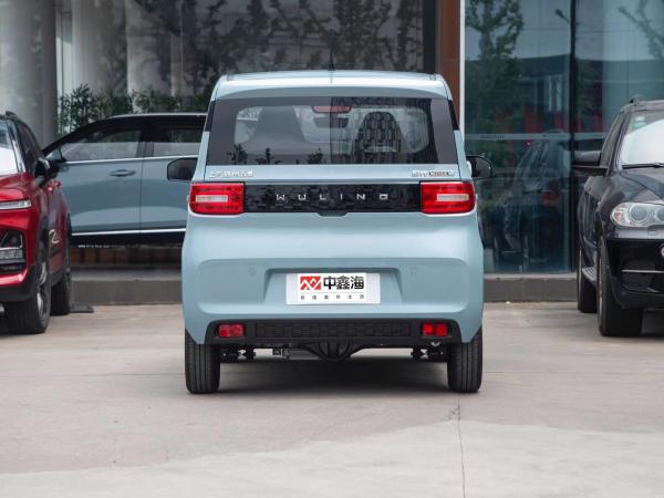 Fast Charging Mini EV Cars New Energy With Convenient Parking
