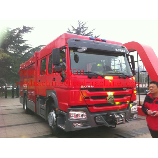 Sinotruk Howo 6m3 Fire Fighting Trucks With Foam Water Tank 4x2 ZZ1167M4617C