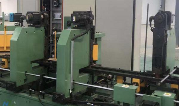 Máquina de corte de núcleo de transformador- com punção em V, corte a 45 graus, punção de furos