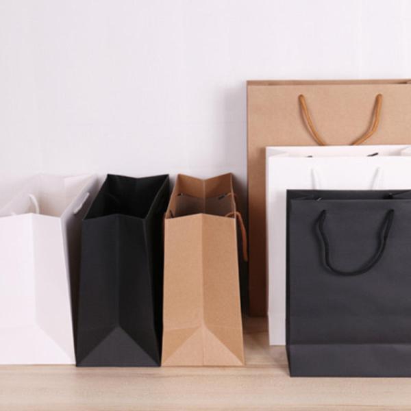 Custom Black And White Card Stock Carry-Type Gift Bag Simple Clothing Shopping Bag Multi-Purpose