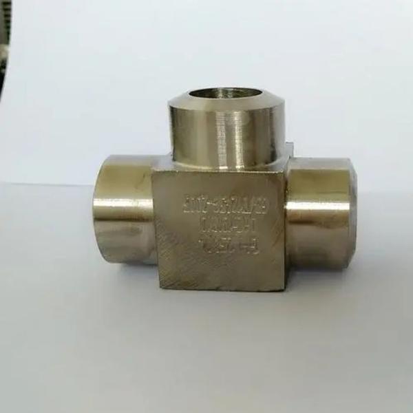 3000PSI Forged Pipe Fittings DN10-DN2000 Forged Steel Coupling