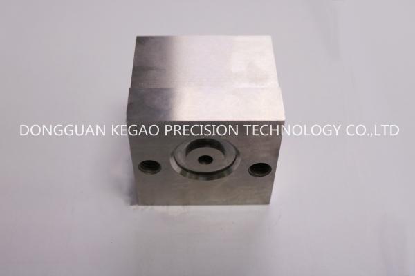 NAK80 Material Plastic Auto Parts Mould Core Insert Polishing