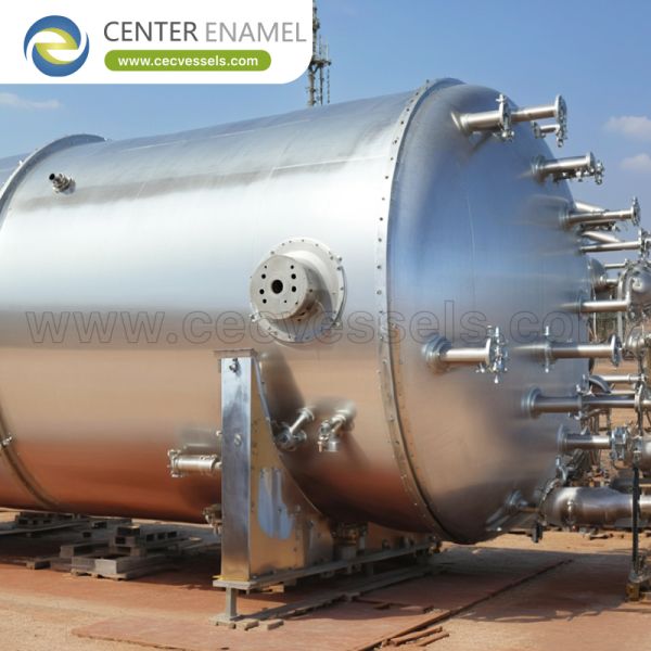 Corrosion Resistant Welded Steel Chemical Storage Tank for Hazardous Materials with Leak Prevention and Customizable Design