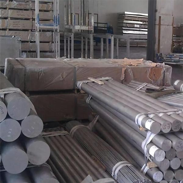 ASTM 300 series del tipo laminado en caliente barras de hierro en frío ángulo de acero inoxidables TISCO del igual