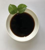 Solution d'engrais organique liquide avec 30% à 50% d'acide aminé total et 50% de peptides