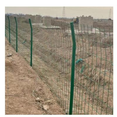 358 Painéis de malha de arame elétrico de segurança de vedação anti-escalada 50 * 50mm Tamanho do buraco 830mm-2530mm Altura