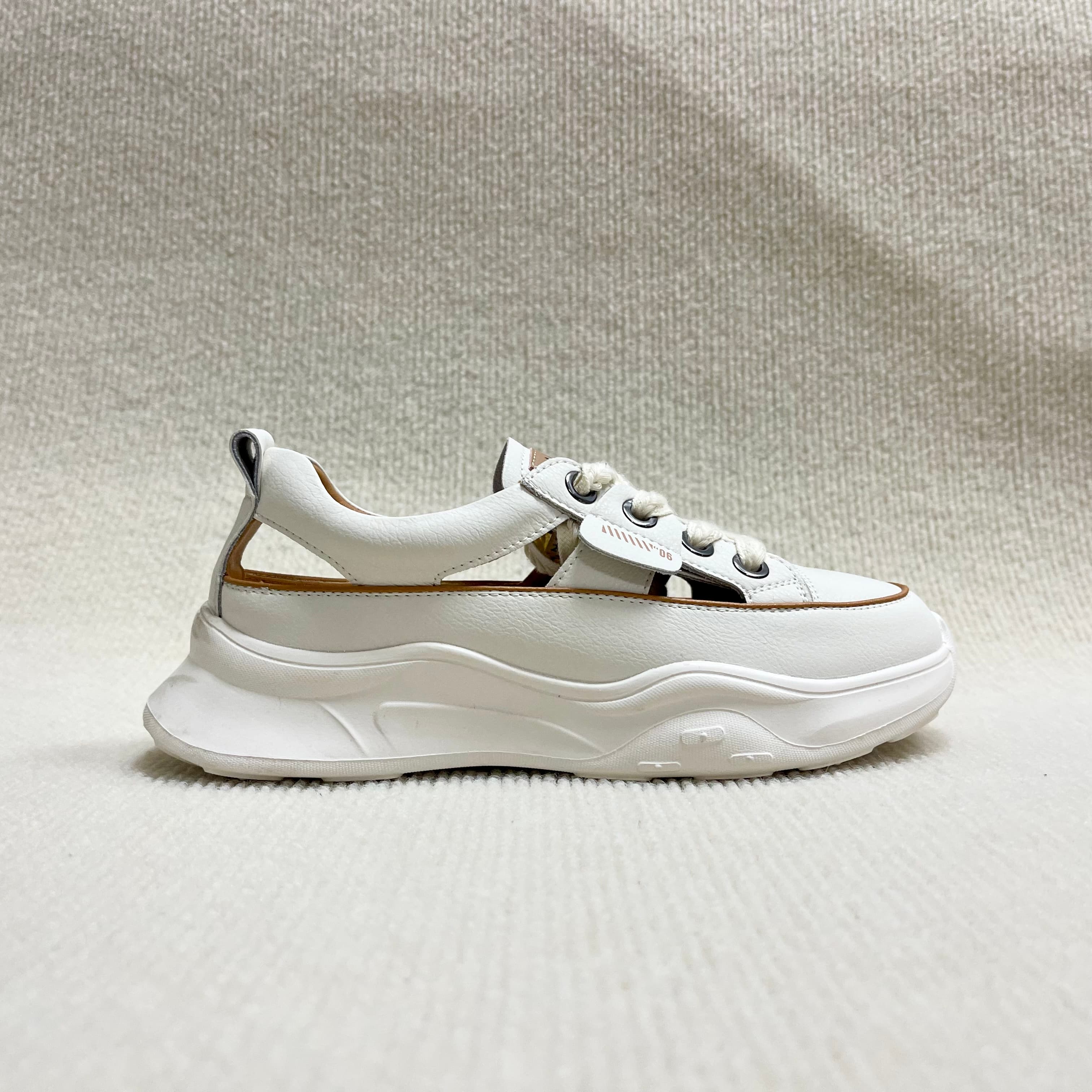 Flat Hollow Women Leather Sandals Breathable Casual Shoes And Lace Up