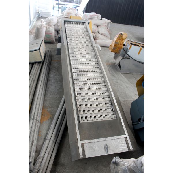 Mechanical Grille with Automatic Grid Cleaning Anti Clogging Design for Sewage Solid Liquid Separation
