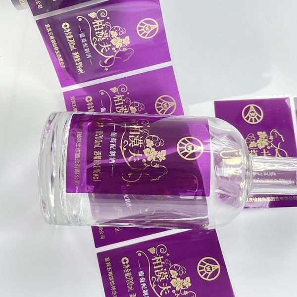 Custom Printing Logo Clear Sticker Label  Waterproof Transparent Adhesive Label Sticker Roll for Water Juice Bottle