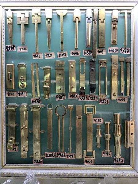 Alloy Hand Bag Lock 30mm-70mm For Making Bag Shoes SGS Certificate