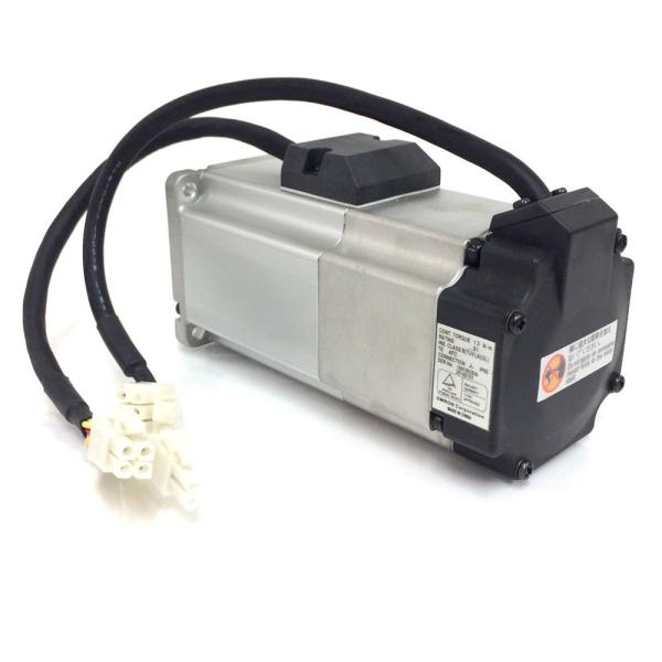 OMRON R88M-GP10030H-S2-Z AC Servomotor With INC Encoder Flat-Style 100W 200 VAC With Key Without Brake 3000rpm