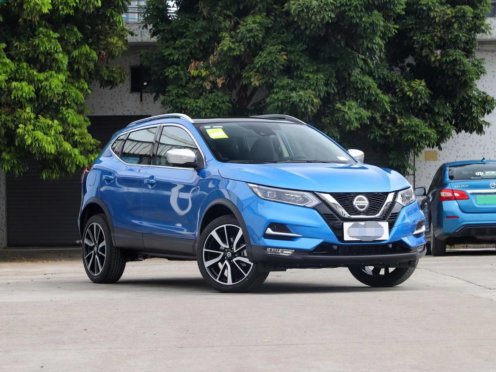 Бензин компакта SUV версии Nissan Qashqai 2022 2.0L CVT XV Zhixiang 5 мест