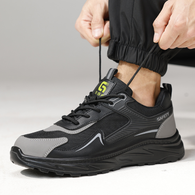 New Anti-Static Shoes Breathable Solid Outsole Suede Leather Puncture-Resistant and Impact-Resistant with Steel Toe Men’s Summer Cleanroom Shoes Wear-Resistant