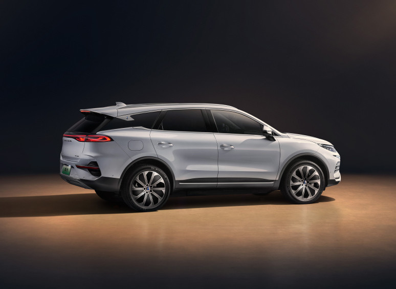 6-местный BYD Tengshi SUV Super Hybrid Plug In Hybrid Power 4x4