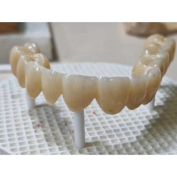HT Plus Translucent Zirconia Block Simulates Natural Teeth Natural And Realistic