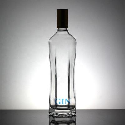 Whisky Vodka Glass Material 700ml 1000ml Bottle with Metal Cover and Top-Grade