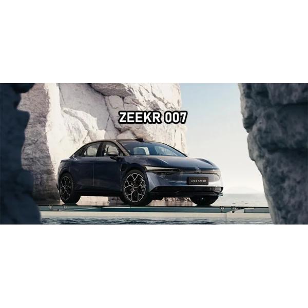 Zeekr 007 4WD High Speed 4 Door 5 Seat Car with 870km Range and 400kW Maximum Power