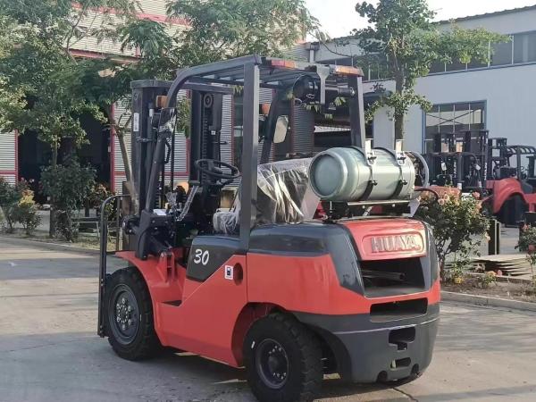 3.5 Ton Propane Forklift with EPA Engine and Fork Width of 685mm