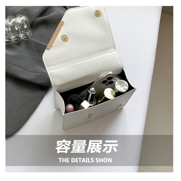 Bag women's new fashion small square bag wholesale niche simple retro quicksand everything single shoulder crossbody cha