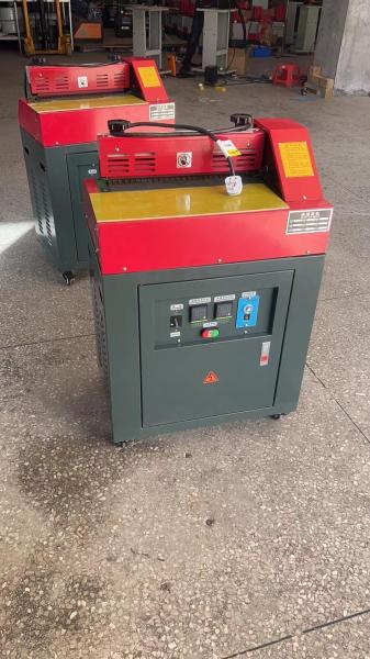 220V Hot Melt Glue Machine For Leather 60 X 34 X 80 cm