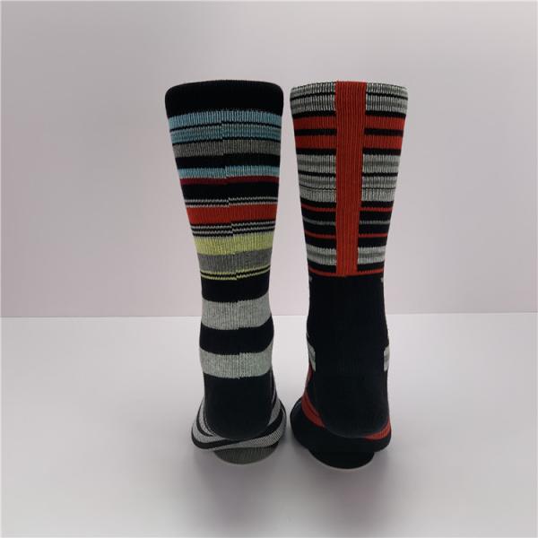 Anti-bacterial Function Red Beauty Socks Striped Cotton Sports Socks for Men and Women