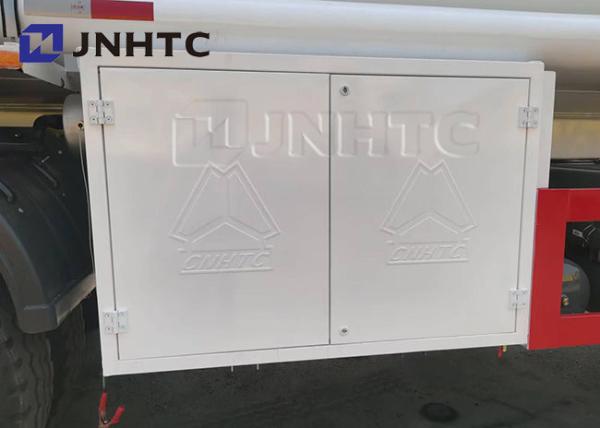 6x4 20000L 371Hp Sinotruk Howo Oil Tanker Truck Diesel Fuel