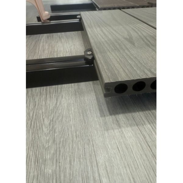 Solid Co Extruded WPC Decking Panel Natural Grain Non Toxic 140*18mm