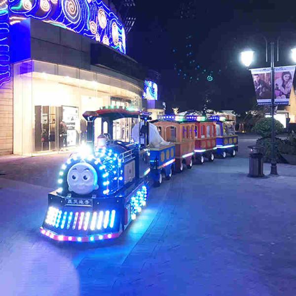Thomas Type Tourist Train Rides , Amusement Park Train OEM Service