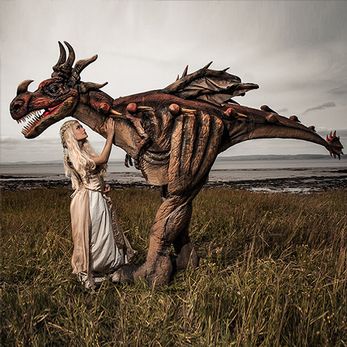 Customized Smoking Robotic Dragon Costume 4 Meter Long Manual Operated