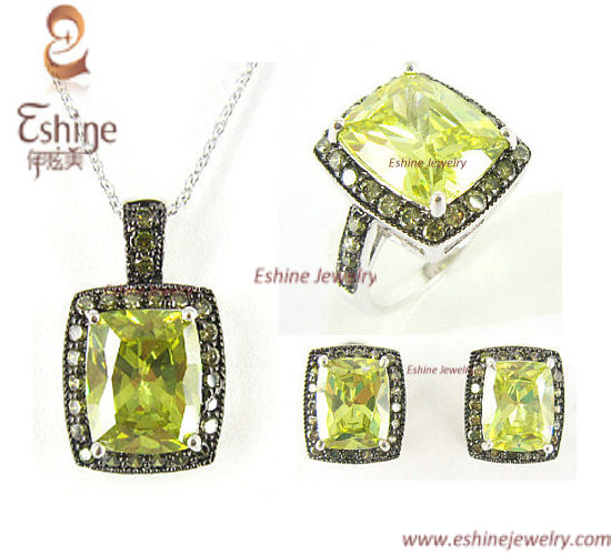 2014 Fashion Brass jewelry set with cushion peridot CZ stones Party Jewelry Set