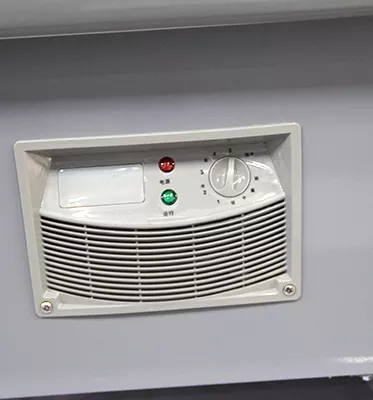 866L Supermarket Island Freezer