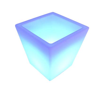 Heat Resistant Custom Rotational Molding LED Flower Pot PE Planters