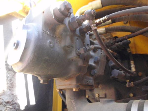 Used KOMATSU excavator PC200-6(No.1 )for sale