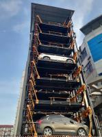 La cadena rotatoria vertical del sistema del ISO que parquea conduce 12 SUVs