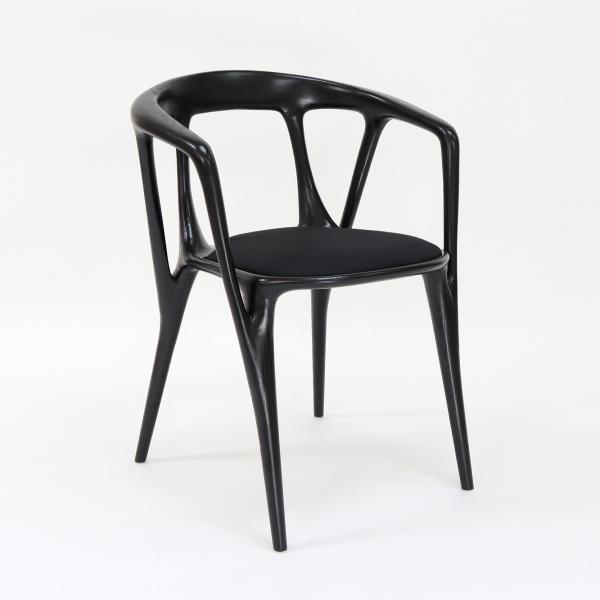 2024 Vintage Nitrolacquer Finish Wooden Artistic Customized Furniture Fabric Upholstery Dining Chair for Restaurant