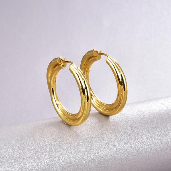 925 de plata esterlina de moda femenina con pendientes adornados con acabado de gota de esmalte azul