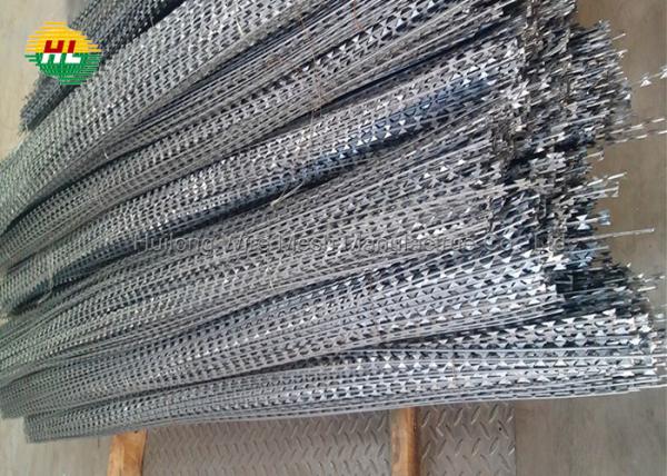 BTO-22 Constantine Wire Fence 2.5mm For Residential Areas