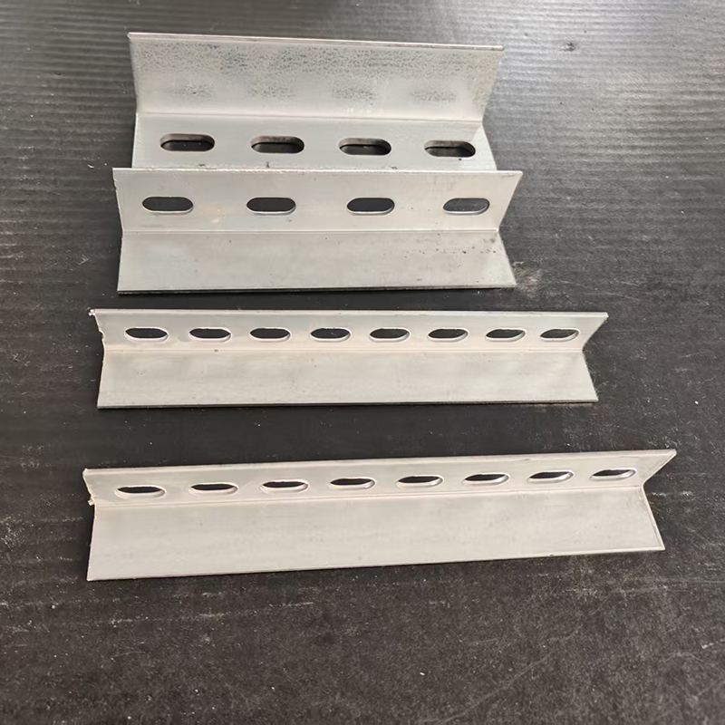 275g HDG Angle Steel Corrosion Resistant Slotted C Channel Anti Rust For Construction