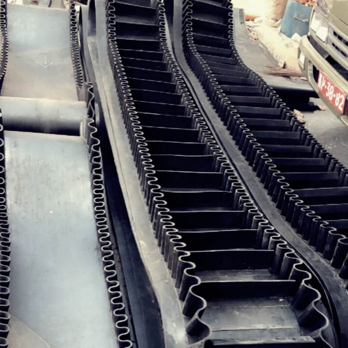 EP100 EP150 EP200 Skirt Conveyor Belt Lightweight Multi Functional for 0-90 Degrees Inclination