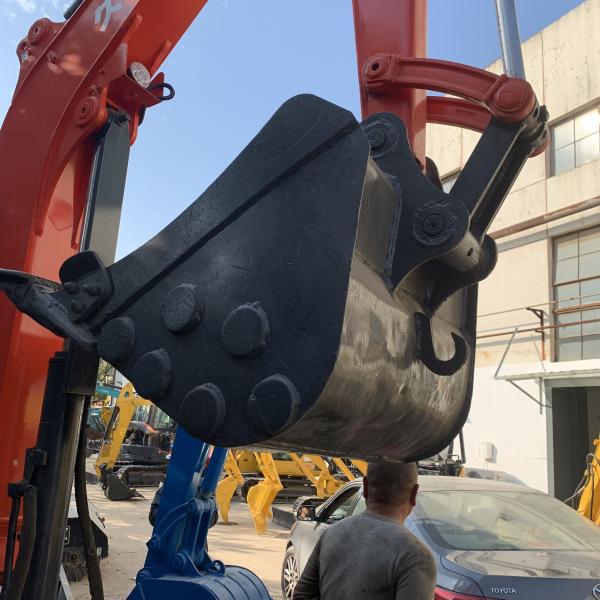 Excavateur mini Kubota KX163 original avec soupape hydraulique originale et en bon état