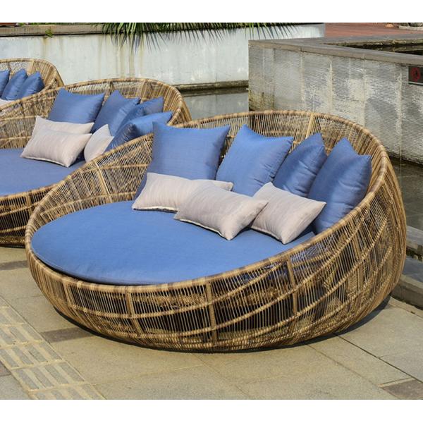 Outdoor Patio Furniture Garden Rattan Wicker Daybed with Water Proof Cushion