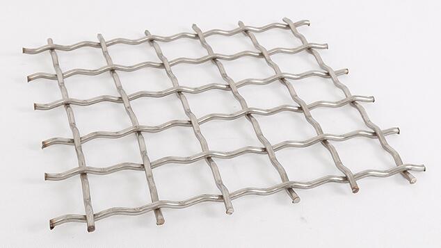 How are the square or rectangular openings formed in Crimped Wire Mesh? Премиум нержавеющая сталь скрученный фильтр проволочной сетки: Ваш идеальный квадратный тканевого решения для барбекю